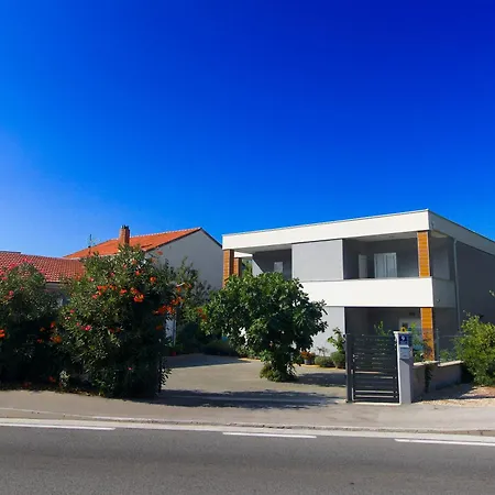 Milena * Brodarica (Sibenik-Knin)