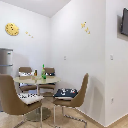 Milena Willa Brodarica (Sibenik-Knin)