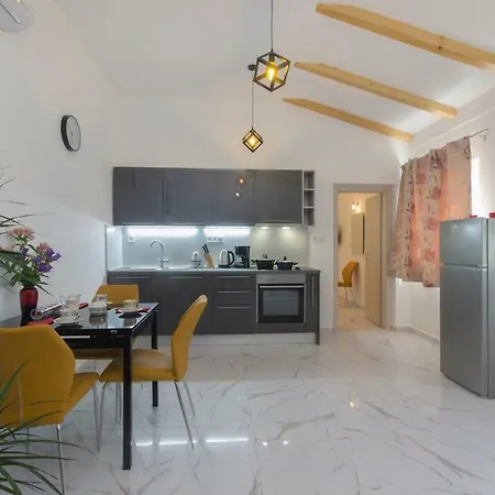Milena Villa